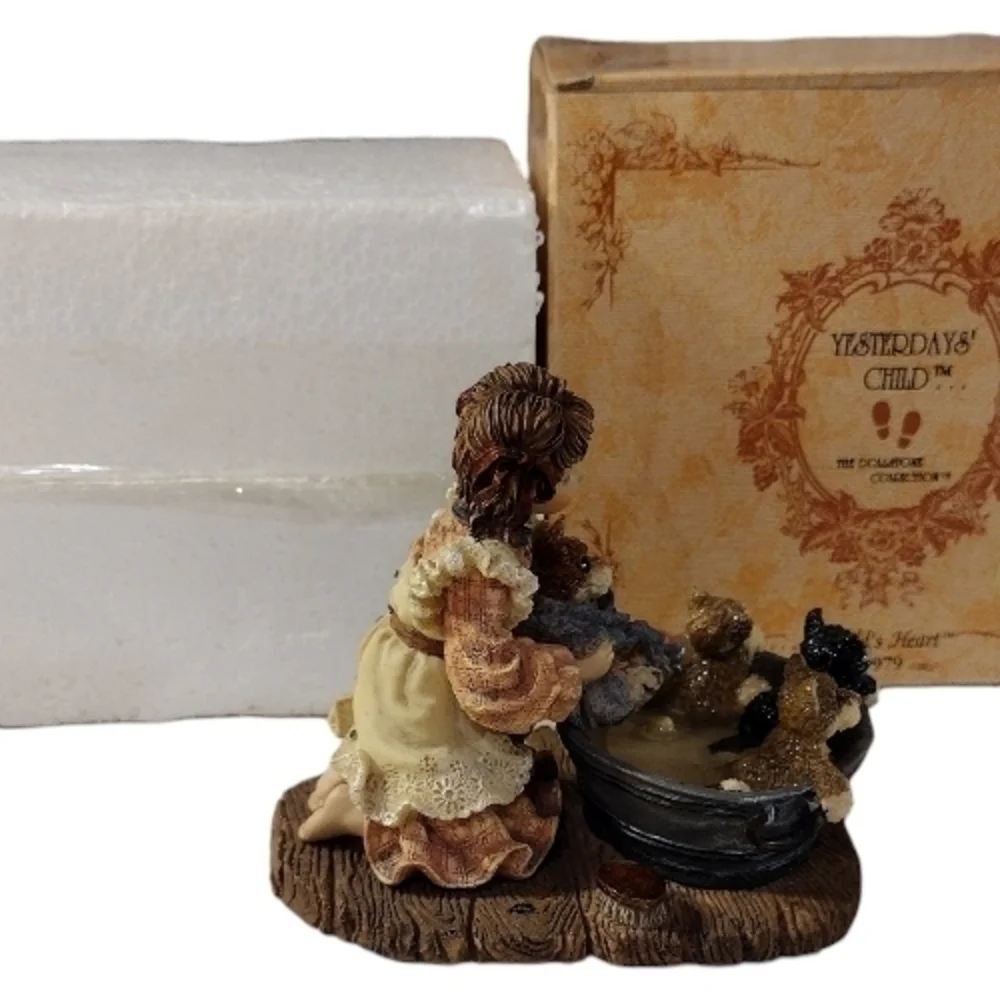 Boyds Collection Yesterday's Child 